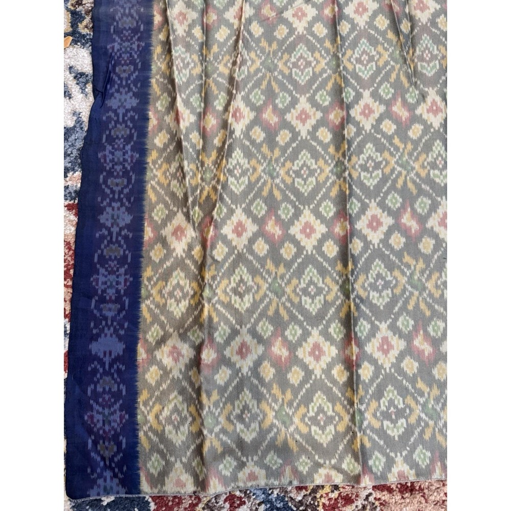 VTG Handwoven Silk SCARF Ikat Silk/Blend Indian Patola Zari Boho Hippie 46x46" - Picture 12 of 14